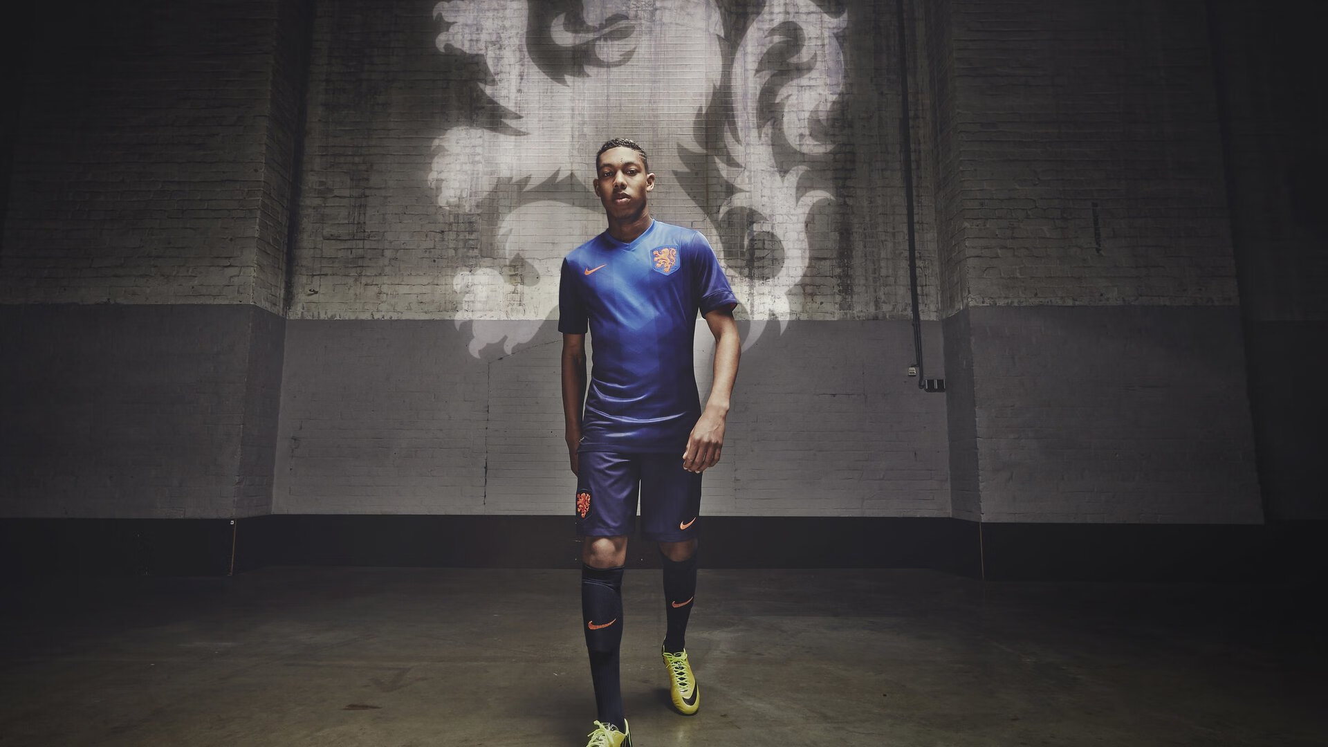 开云官网-《ApexLegends》“极夜底域”地图上线，战术层出不穷！